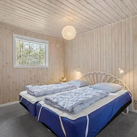 1542-aakirkeby-poseregardsvejen-12 * Vester Somarken